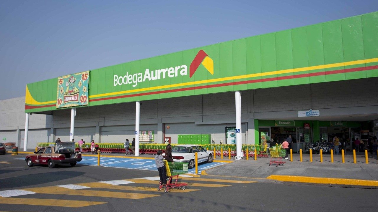 Do group messages on Facebook work?